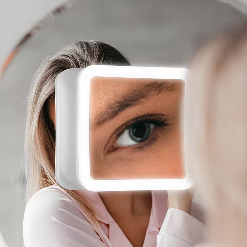10X LED Suction Cup Vanity Mirror – 2 Light Modes